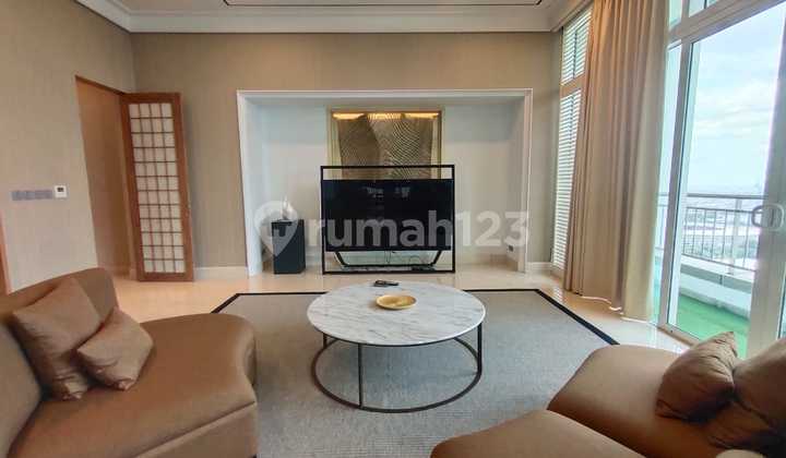 Apartemen 4 Kamar Tidur Furnished Cantik 2
