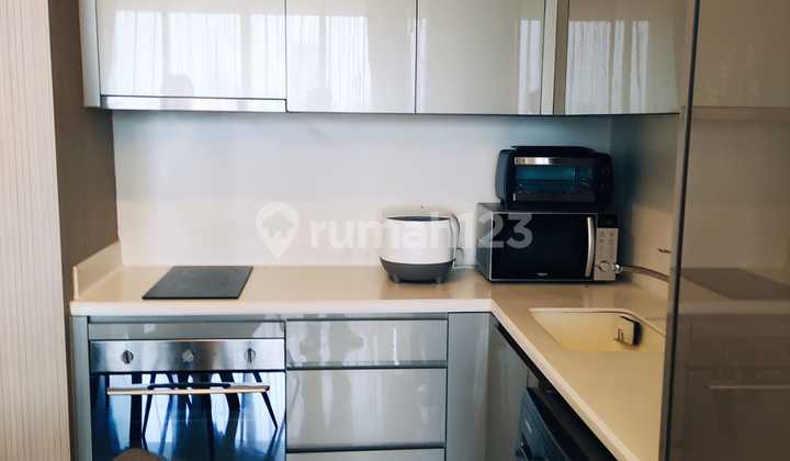 "Modern 1 Br Apartment in Senopati – $2100/month – Expat-friendly!" 2