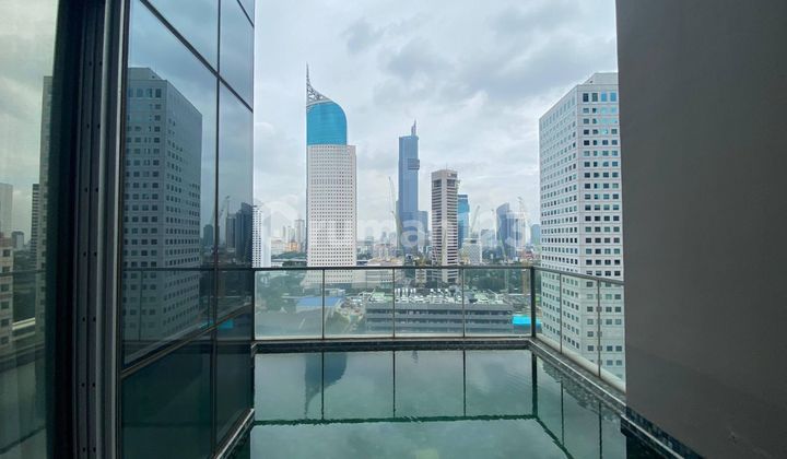 4 Bedroom Apartment Fully Furnished Tower 1 Private Pool in Jakarta
