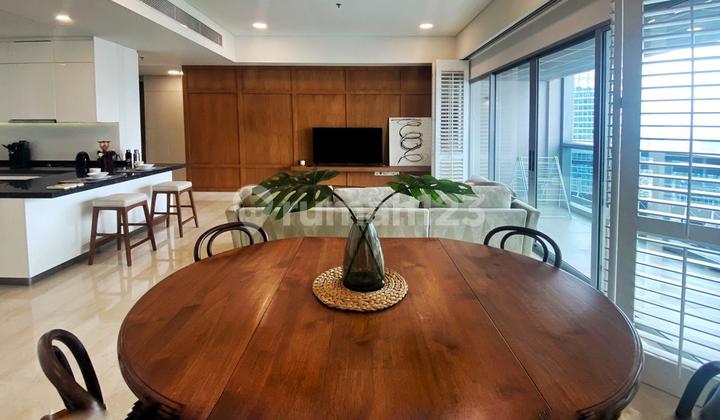 Mewah 2 Kamar Tidur Apartemen Disewakan – Anandamaya Residence, 150 M²