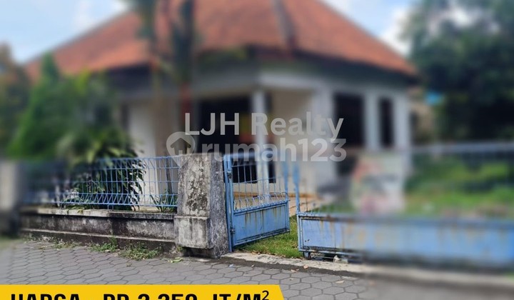 Location KH Muhdi to the East. North of Diamond Hotel, Solo St (Inside Ring Road).