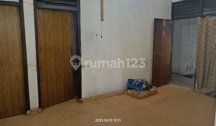Lokasi Kh Muhdi ke Timur. Utara Hotel Diamond, Jl. Solo (Dalam Ring Road)