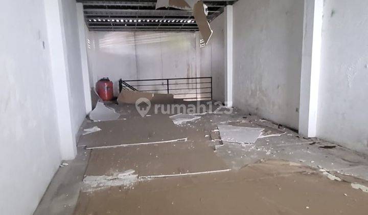 Ruko Strategis Pinggir Jalan Raya Adisucipto Yogyakarta 2