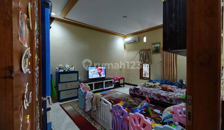 Rumah 2 Lantai, Halaman Luas di Maguwoharjo Yogyakarta 2