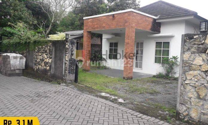 Rumah Minimalis Bangunan Baru Th 2018 Lokasi Sinduadi Mlati Sleman 1