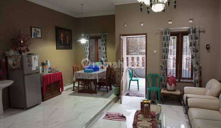 Dijual Rumah Dan Usaha Jalan Kaliurang 2