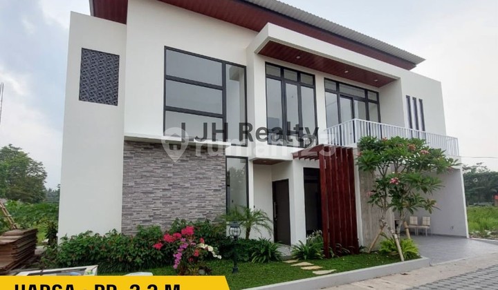 New House for Sale in Housing Complex.