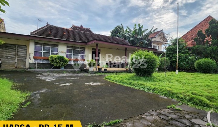 DiJual Tanah + Rumah Bangunan Lama ( Bisa diRobohkan).