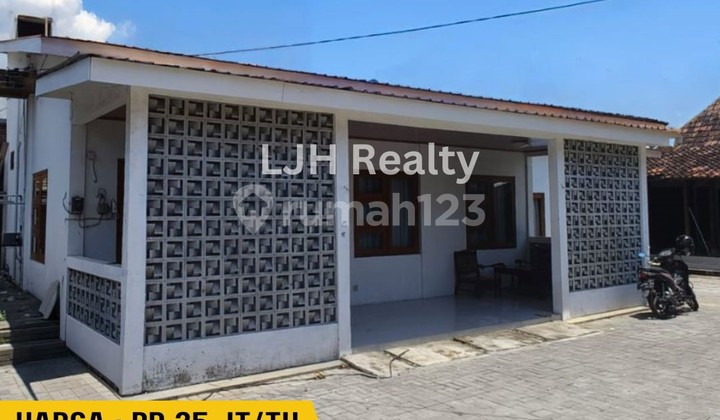 For Rent: House, Location: Solo Street, DIY 1
