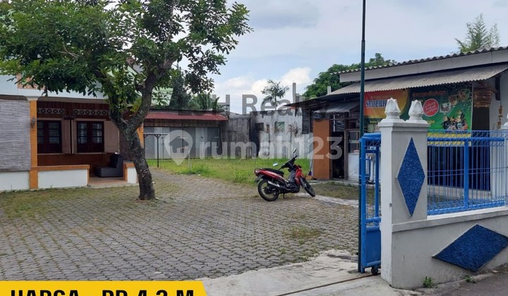 Dijual Rumah Dengan Halaman Luas Di Sapen (Demangan Kidul), Yogyakarta