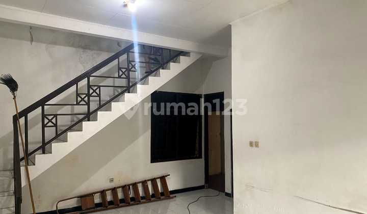 For Sale Home in Monjali Housing Complex Near Tentrem Hotel and UGM 2