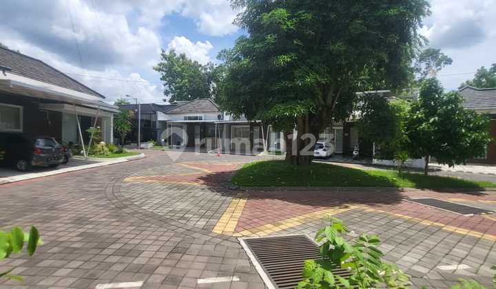 FOR SALE Modern Minimalist House 2