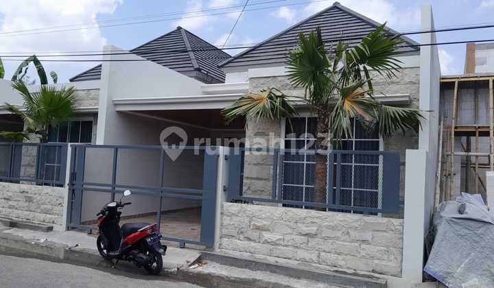Dijual : Rumah baru siap huni Lokasi : jalan Damai, Jakal, Yogyakarta 2