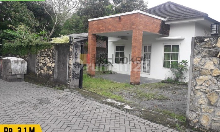 For Sale Minimalist House in Sinduadi, Mlati, Sleman, DIY 1