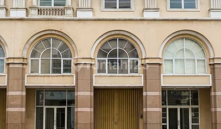 Ruko 3 Lantai Grand Itc Permata Hijau Semi Furnished Siap Huni Ruko 3 Lantai Grand Itc Permata Hijau Semi Furnished Siap Huni