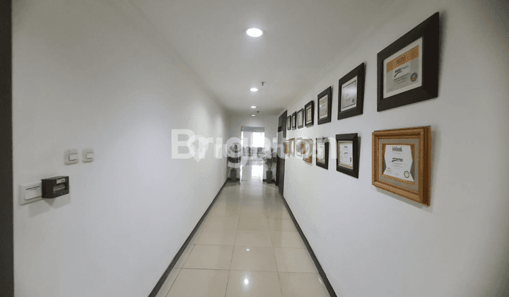 OFFICE SPACE PERKANTORAN GRAND SLIPI TOWER 1100 M2 SEMI FURNISHED 2