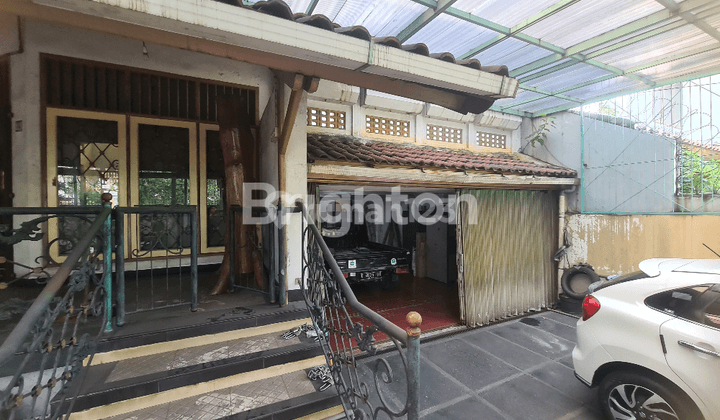 RUMAH PINGGIR JALAN PURI INDAH DEKAT MALL COCOK UNTUK TEMPAT USAHA KLINIK KANTOR SHOWROOM 2