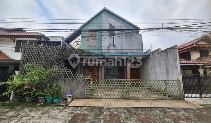 RUMAH 2 LANTAI HANG LEKIR SEMI FURNISHED EX KANTOR SIAP HUNI STRATEGIS DEKAT MALL
