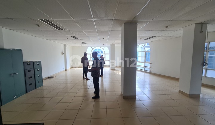 RUKO 4 LANTAI HOEK KEBON JERUK BUSINESS PARK EX KANTOR SIAP HUNI RUKO 4 LANTAI HOEK KEBON JERUK BUSINESS PARK EX KANTOR SIAP HUNI