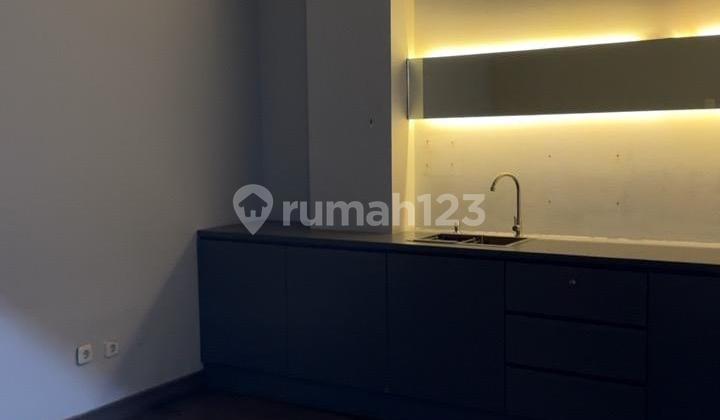 Shop house 5 Floors Pondok Indah Arteri Clinics Ex Semi Furnished Ready To Move Spacious Parking 2