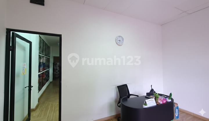 4-Story Permata Senayan Shop House Semi-Furnished Ready to Occupy 2