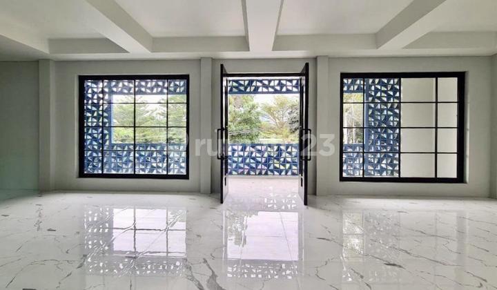 GEDUNG 3 LANTAI SENOPATI GUNAWARMAN AREA KOMERSIL COCOK UNTUK RESTAURANT CAFE PILATES YOGA 2