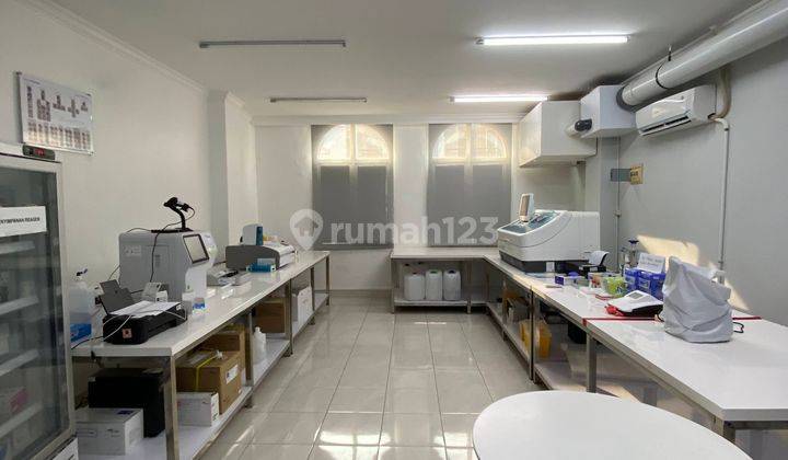 Ruko Permata Senayan 4 Lantai Semi Furnished Ex Klinik Siap Huni 2