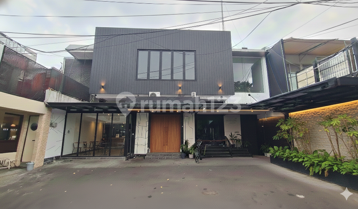 2-STORY COMMERCIAL SPACE IN SENOPATI, FORMER RESTAURANT & CLINIC, READY TO OCCUPY, STRATEGIC LOCATION 2-STORY COMMERCIAL SPACE IN SENOPATI, FORMER RESTAURANT & CLINIC, READY TO OCCUPY, STRATEGIC LOCATION