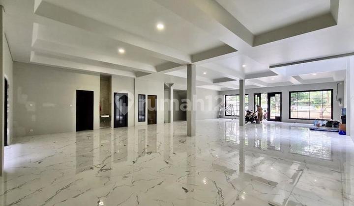 GEDUNG 3 LANTAI SENOPATI GUNAWARMAN AREA KOMERSIL COCOK UNTUK RESTAURANT CAFE PILATES YOGA 1