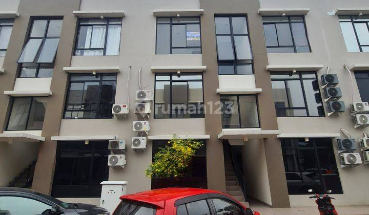 GREEN ROYAL PURI CONDOMINIUM SEMANAN 5x10 LANTAI 3 ADA AC 1