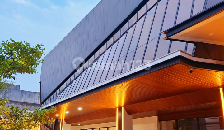 Mini Building 2 Floors Kebayoran Baru Near Pondok Indah Commercial Area