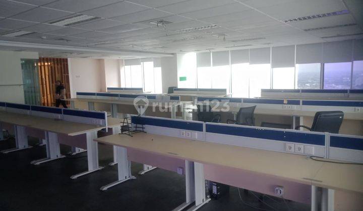 Disewakan Kantor Sovereign Plaza 384M2 Furnished di Tb Simatupang 2