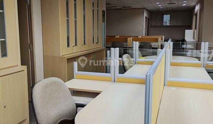 Sewa Kantor Menara Kadin 315 M2 Fully Furnished Jakarta Selatan 9