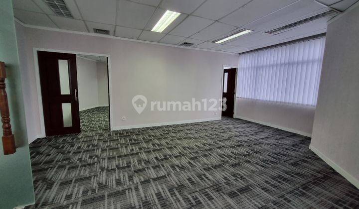 Sewa Kantor Menara Duta Luas 72 M2 Partisi Kuningan Jakarta Selatan 2