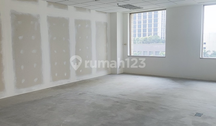 Sewa Kantor Sentral Senayan Tower 1 179 M2 Bare Senayan Jakarta 2