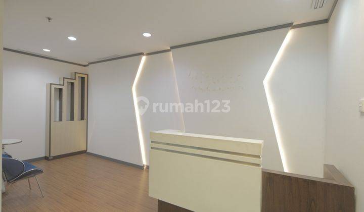 Sewa Kantor di Menara Palma Luas 416 M2 Furnish Kuningan Jakarta 2