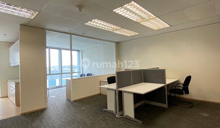 Sewa Kantor Bank Deutsche Luas 120M2 Fitted Thamrin Jakarta Pusat 1