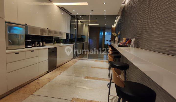 Sewa Private Office Executive Siap Ditempati 6 Pax di Sudirman 2