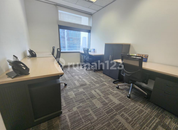 Furnished Unit Office for 4 Pax at Sampoerna Strategic Near MRT