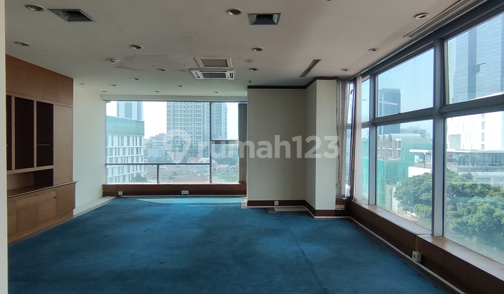 Office Lease E Trade Building 196M2 Partitioned Strategic in Menteng Office Lease E Trade Building 196M2 Partitioned Strategic in Menteng