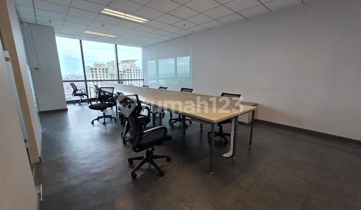 Sewa Kantor Pakuwon Tower 130 M2 Full Furnished Dekat Akses Mall 2