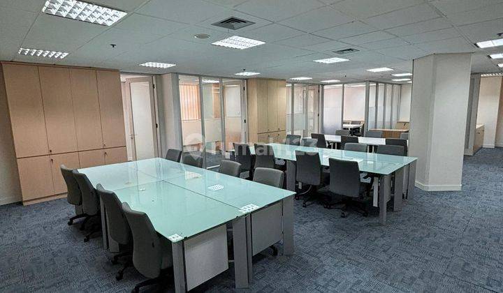 Sewa Kantor Sequis Center 165 M2 Furnished Scbd Dekat Mrt Istora 1