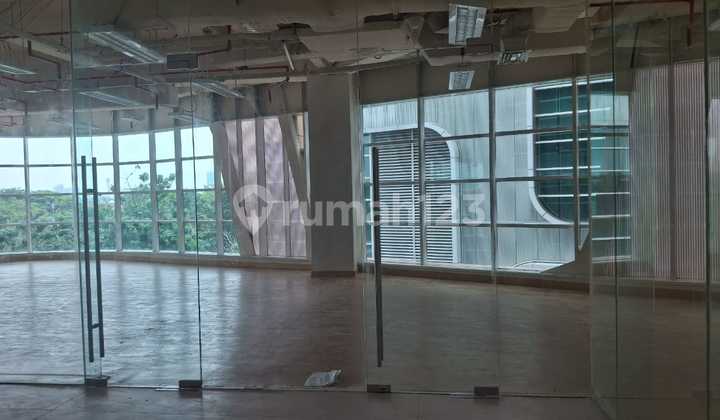 Sewa Kantor Bella Tera 622 M2 Fitted Strategis di Kelapa Gading