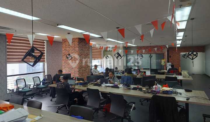 Sewa Kantor Menara Thamrin 644m2 Semi Furnished Dekat MRT Sewa Kantor Menara Thamrin 644m2 Semi Furnished Dekat MRT