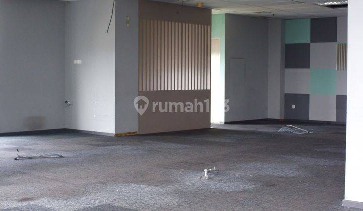 Sewa Kantor Plaza Simatupang Luas 198 M2 Partisi di Tb Simatupang 1