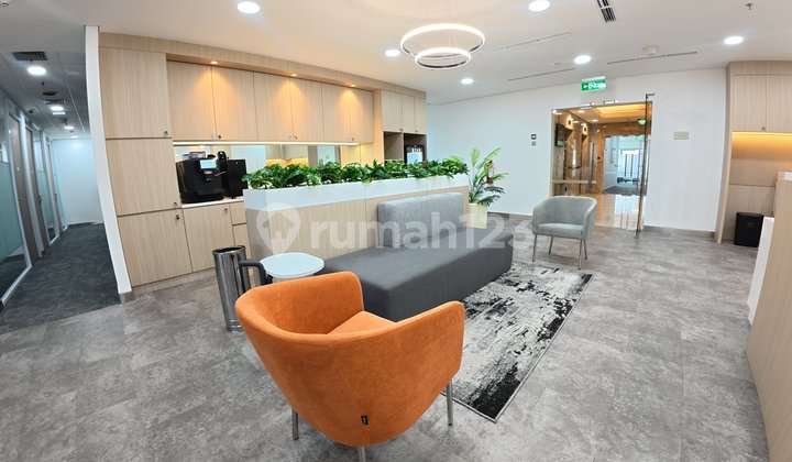 Kantor Unit Furnished 6 Pax di Sinarmas Land Thamrin Dekat MRT Kantor Unit Furnished 6 Pax di Sinarmas Land Thamrin Dekat MRT