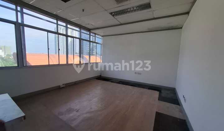 Sewa Kantor Menara Duta 246M2 Fitted Strategis Dekat LRT Kuningan Sewa Kantor Menara Duta 246M2 Fitted Strategis Dekat LRT Kuningan