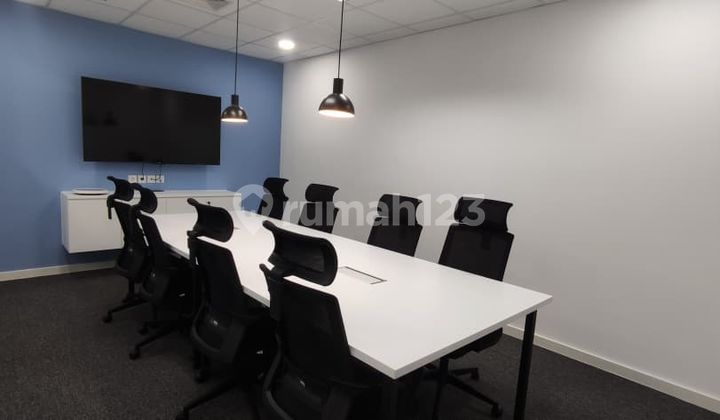 Kantor Unit Furnished 6 Pax di Total Building Lokasi Strategis