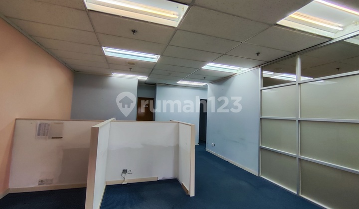 Sewa Kantor Tifa Building 133M2 Fitted di Gatot Subroto Akses Tol Sewa Kantor Tifa Building 133M2 Fitted di Gatot Subroto Akses Tol