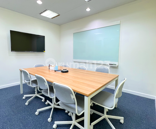 Office Unit for Rent Furnished for 4 People at Batavia Sudirman Tower Office Unit for Rent Furnished for 4 People at Batavia Sudirman Tower